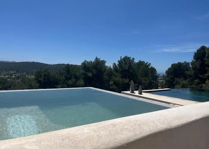 Maison Lei Tapenie